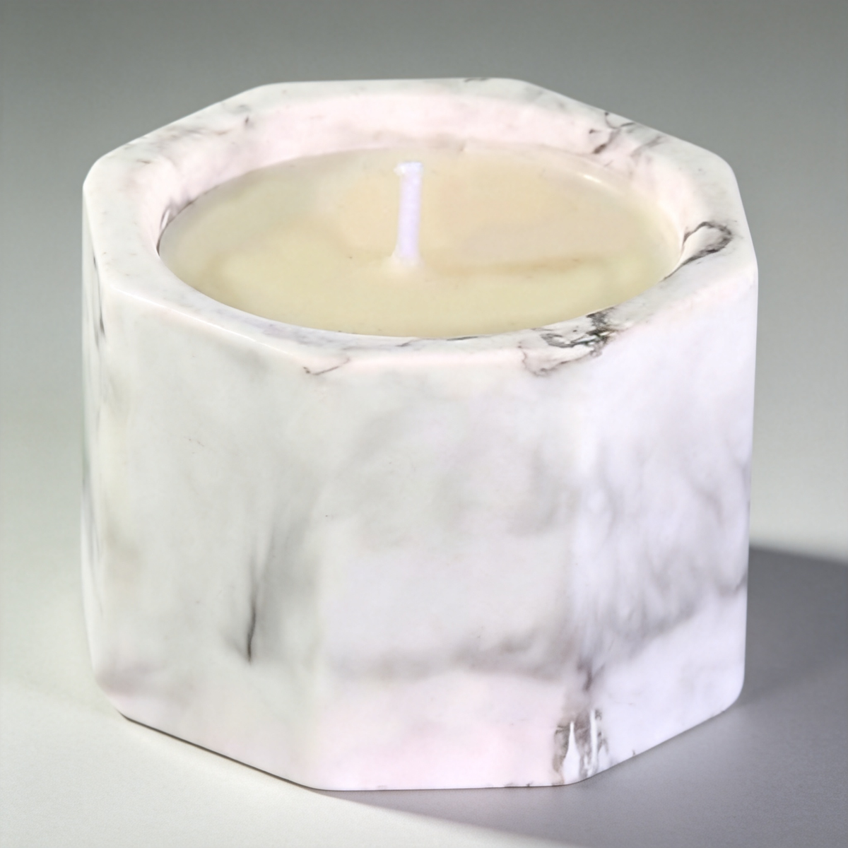 💎 Luxury Candle | Marble-Effect Stone | Elegant Home Gift | Sculptural Beauty