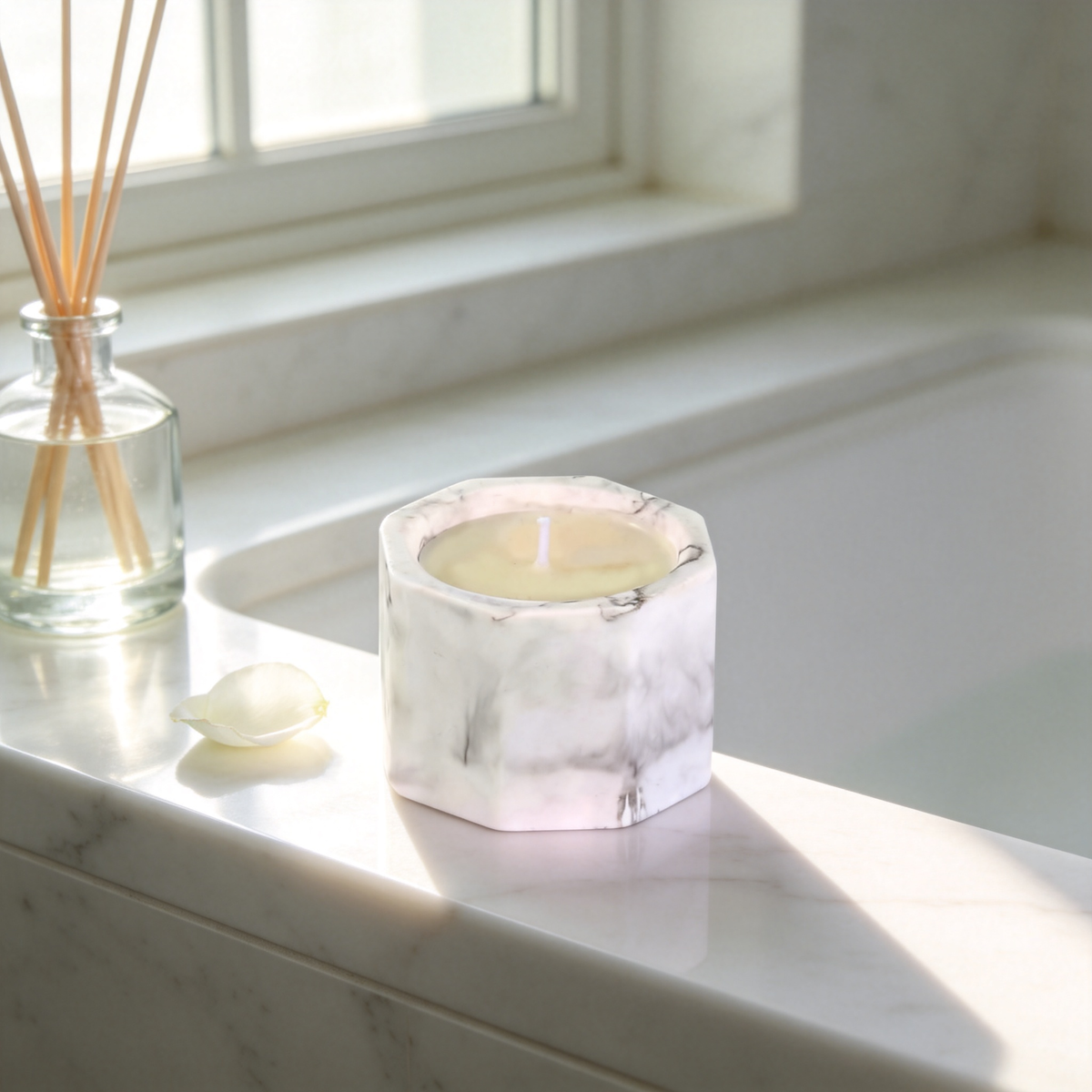 💎 Luxury Candle | Marble-Effect Stone | Elegant Home Gift | Sculptural Beauty
